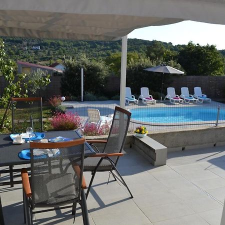 Holiday Home On Dugi Otok - Otok Brbinj Luaran gambar